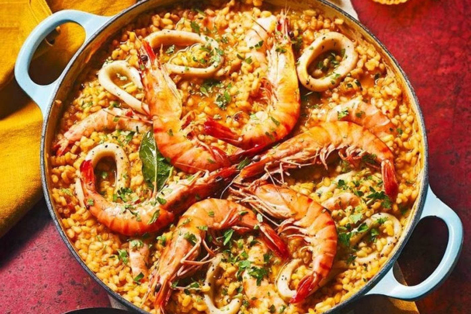 Arroz con gambas y calamar