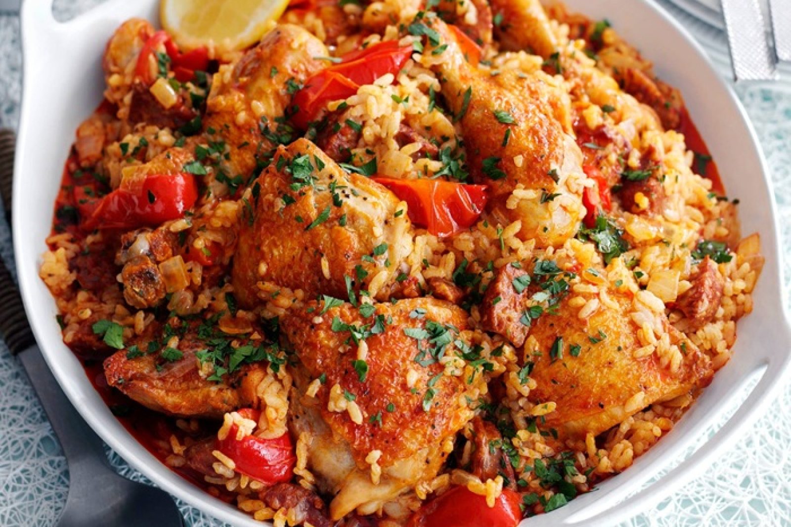 Chicken & chorizo rice pot