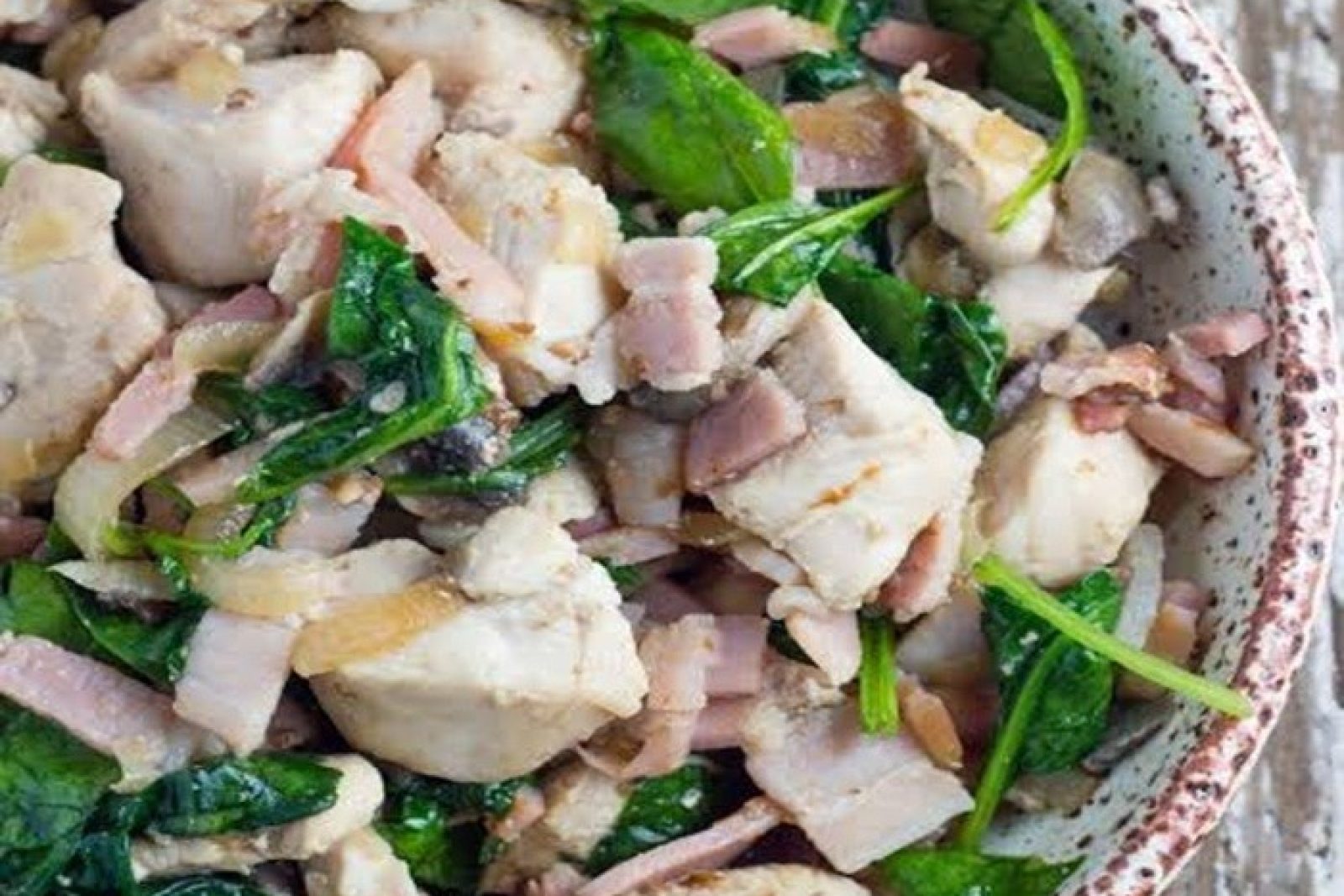 Chicken Salad With Mushrooms and Bacon