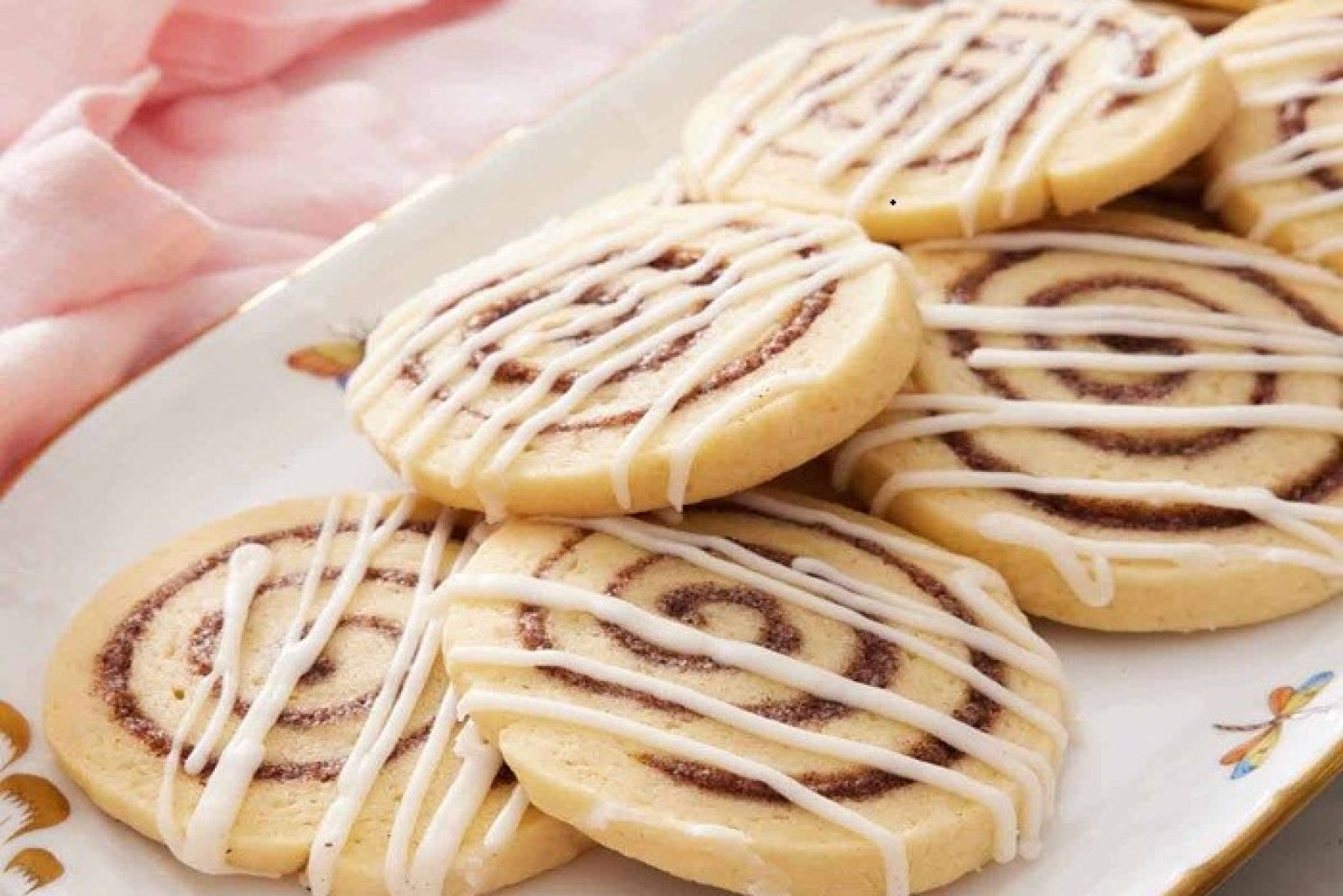 Ciasteczka cynamonowe w stylu cinnamon rolls